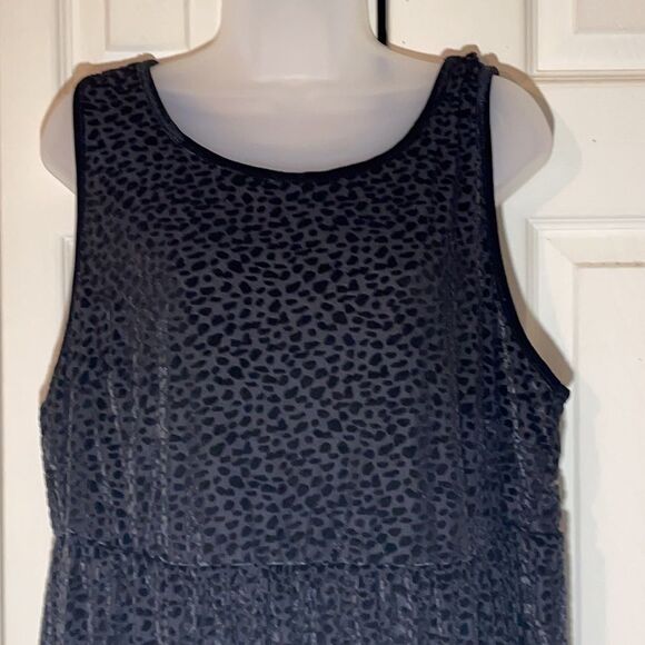 Torrid Velvet Burnout Leopard Peplum Tank Top 2/2X - Picture 5 of 15